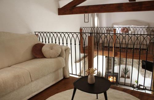 Kras Apartment | Prosciutto Kingdom - Kraljestvo pršuta by Pršutarna Ščuka
