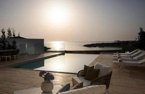 Pernera Villa | Protaras Beachfront Villa Blue Waves