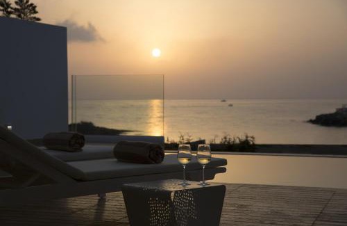 Pernera Villa | Protaras Beachfront Villa Blue Waves