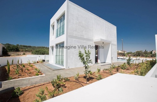 Protaras Villa | Protaras Greco Villa CCV3 - a villa that sleeps 10 guests in 5 bedrooms