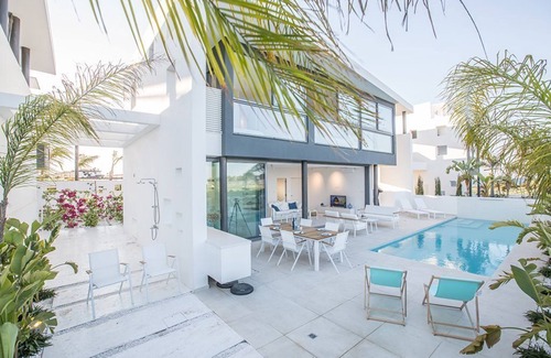 Kapparis Villa | Protaras Holiday Villa WP7 - a villa that sleeps 8 guests in 3 bedrooms