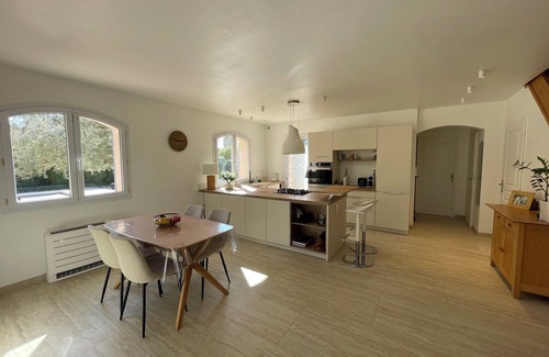 Pertuis House | Provencal house with swimming pool in the Luberon