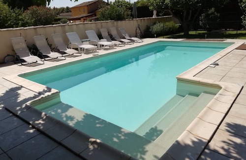 Cabannes Villa | Provencal villa with swimming pool, parking, for 6 to 8 people of 130 M².