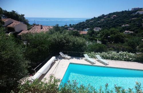 Les Issambres House | Provenzalische Villa l'Équilibre - mit Meerblick und privatem Pool by Riviera HomeLife