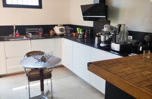Livry-Gargan Cabin | Proximité de Paris/parc Expo Villepinte/disney/stade de France & Airpo Cdg/orly