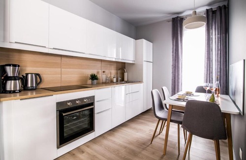 Jezyce Apartment | Przystanek Jeżyce