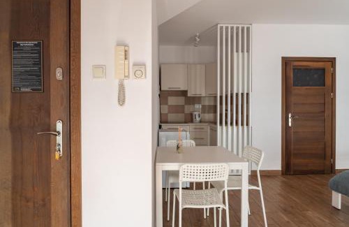 Ludzmierz Apartment | Przytulny apartament KOLEJOVA 12 - blisko centrum, idealny dla par