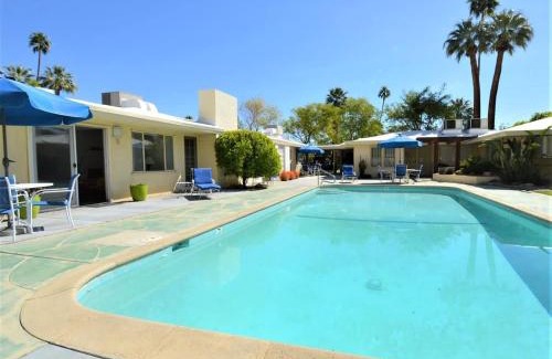 Historic Tennis Club House | PS Downtown Condominium