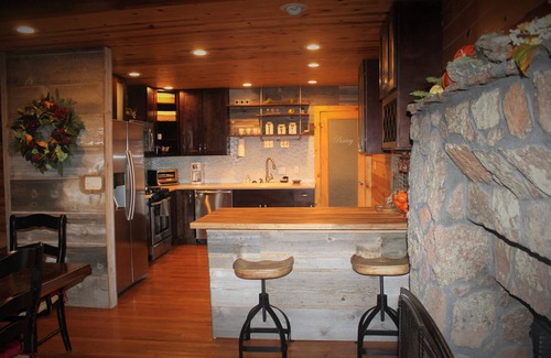 Pinetop Cabin | PTCC FAIRWAY-1/2 ACRE ON THE FAIRWAY! Exceptional Experience.