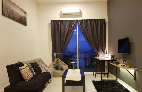 Bandar Puchong Jaya Apartment | Puchong 10Pax IOI Mall Cozy Apartment Skypod
