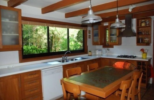 Pucon House | Pucon, Casa en parcela, piscina