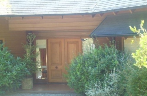 Pucon House | Pucon, Casa en parcela, piscina