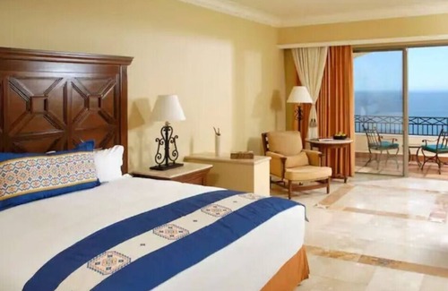 Libertad Resort | Pueblo Bonito Sunset Beach Presidential Suite in amazing Cabo San Lucas
