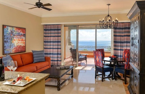 Libertad Resort | Pueblo Bonito Sunset Beach Presidential Suite in amazing Cabo San Lucas