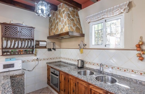 Carcabuey Villa | Puente Piedra Carcabuey by Ruralidays