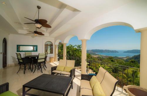 Jaco House | Puesta del Sol 5 bdrs ocean view in Los Suenos