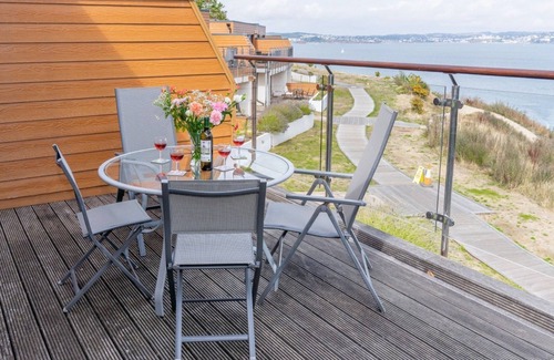 Brixham Cottage | Puffin 4 - The Cove - sleeps 4 guests in 2 bedrooms