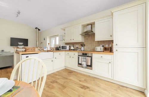 Peel Cottage | Puffin Cottage - a holiday cottage that sleeps 4 guests in 2 bedrooms
