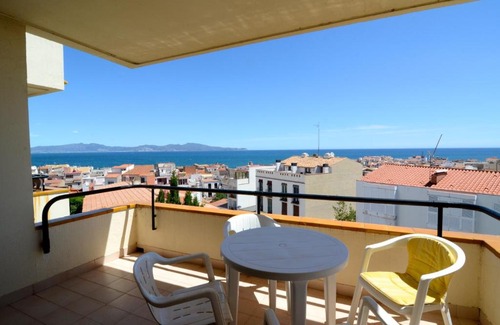 L'Escala Apartment | Puig Padro 4 1-1