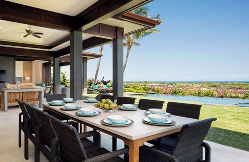 Kaupulehu House | Puka Pa 8 – Sweeping Ocean Views | Onsite Staff & Daily Housekeeping