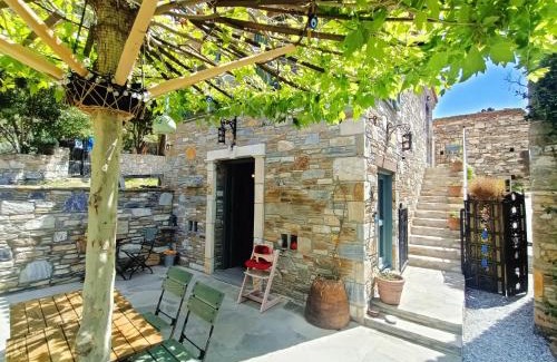 Soke Bed & Breakfast | Puli Stone Houses