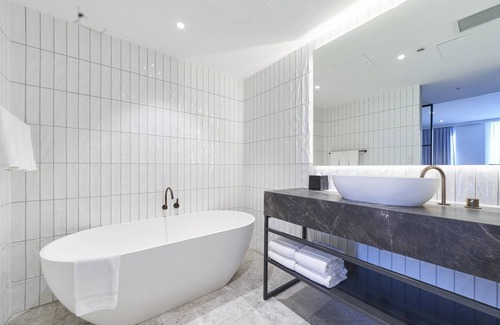 Adelaide Central Business District Hotel | Pullman Adelaide