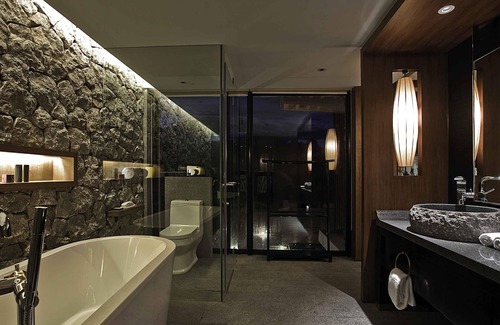 Shuhe Old Town Resort | Pullman Lijiang Resort and Spa