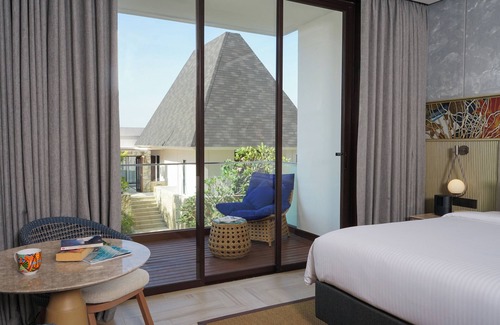 Kuta Hotel | Pullman Lombok Merujani Mandalika Beach Resort