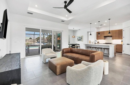 Punta Gorda House | Punta Gorda Isles Waterfront Retreat – Private Pool & Canal Access to Charlotte