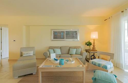 Cap Cana Marina Apartment | Punta Palmera Beach Front 3b apartment Cap Cana