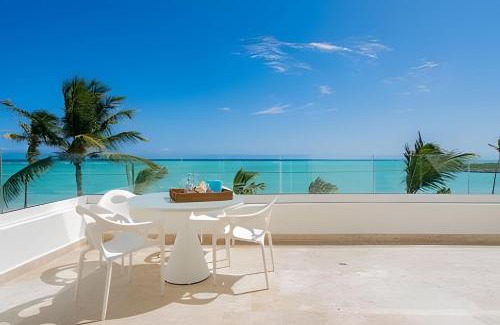 Cap Cana Marina Apartment | Punta Palmera Beach Front with private cold jacuzzI