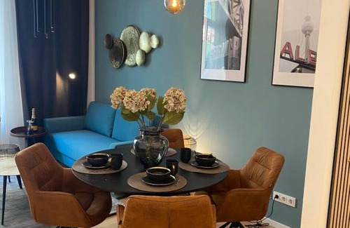 Friedrichshain-Kreuzberg Apartment | Pure Berlin Apartments - Luxury at Pure Living in City Center