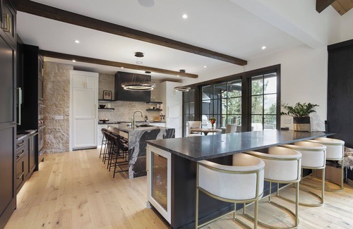 Peak 8 House | Pure Luxury - TRUE Ski-in/Ski-out Mountain Retreat in New, Immaculate Condition