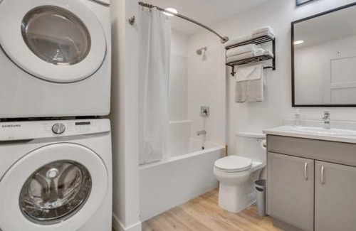 Prince George Apartment | Pure Paradise