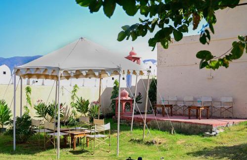 Village Hokra Hotel | Pushkar Desert Karni Camp