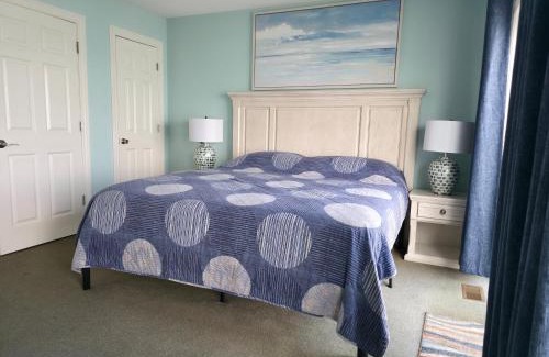 Put-in-Bay House | Put-in-Bay Waterfront Condo #207