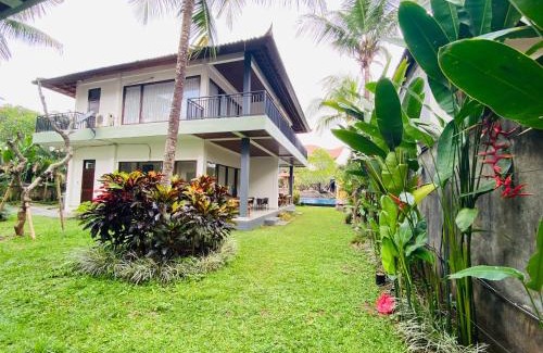 Ubud City-Centre Resort | Putri Ayu Cottages