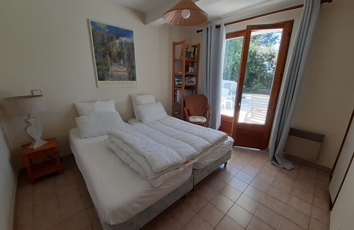 Pyla-sur-Mer House | Pyla-Sur-Mer Pretty quiet Villa with Pool and 5 bedrooms - for 10 people