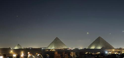Kafrat al Jabal Hotel | pyramids palace view