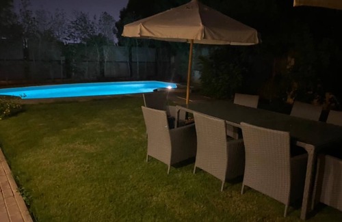 Sheikh Zayed City Villa | Pyramids view villa for rent in Elshikh zayed