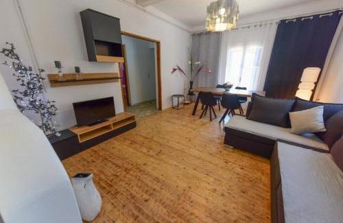Pythagorion House | PYTHAGORIO MAGIC VIEw