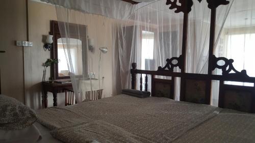 Oyster Bay Bed & Breakfast | Q-Bar & Guesthouse