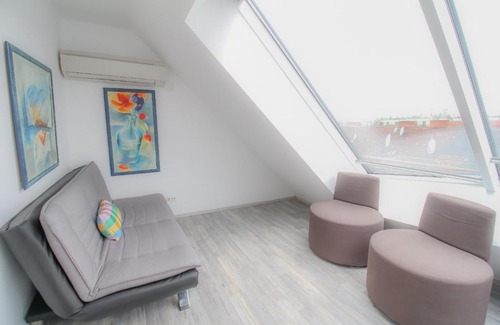 Leopoldstadt Apartment | Q Luxurious duplex apartment in Praterstern area