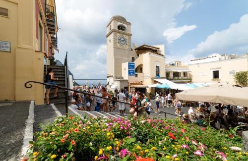 Capri Apartment | Qasar Luxury Suite - in Capri's Piazzetta
