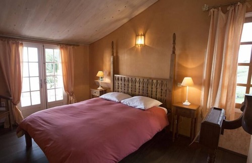 Saint-Paul House | Quad room-Family-Private Bathroom-Balcony-Vue mer ou jardin