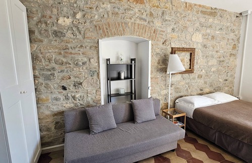 Potenza House | Quadruple Studio Double and Sofa Bed - Private Bathroom Inside