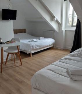 Dinan Hotel | Quai 8