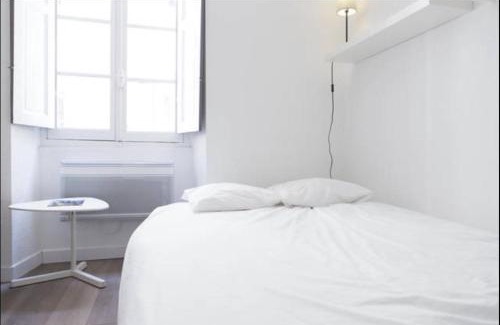Hotel de Ville - Quinconces Apartment | Quai bourgeois