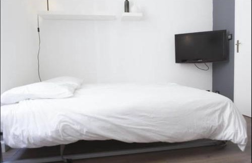 Hotel de Ville - Quinconces Apartment | Quai bourgeois