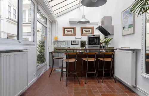 Les Iles Apartment | QUAI DE BOURBON-LIVE THE ISLAND LIFE ON MAGICAL ILE ST LOUIS